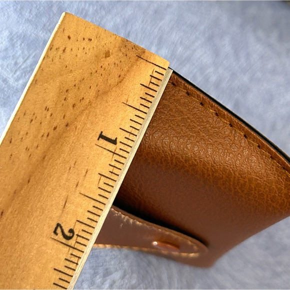 Ray Ban Unisex Sunglasses Eyewear UV Protective Case Only Light Brown - Picture 6 of 13